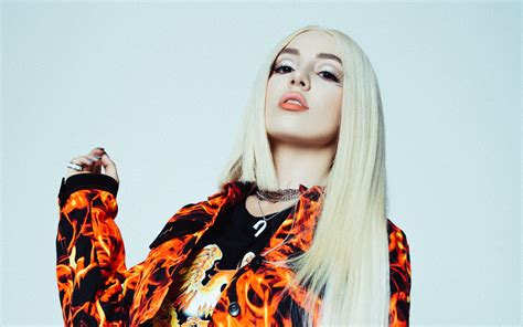 ava max größe|Ava Max: Beziehung, Vermögen, Größe, Tattoo, Herkunft 2024.